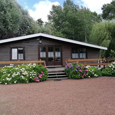 Chalet De Vacances Guisy Exteriör bild