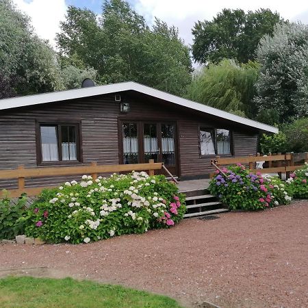 Chalet De Vacances Guisy Exteriör bild