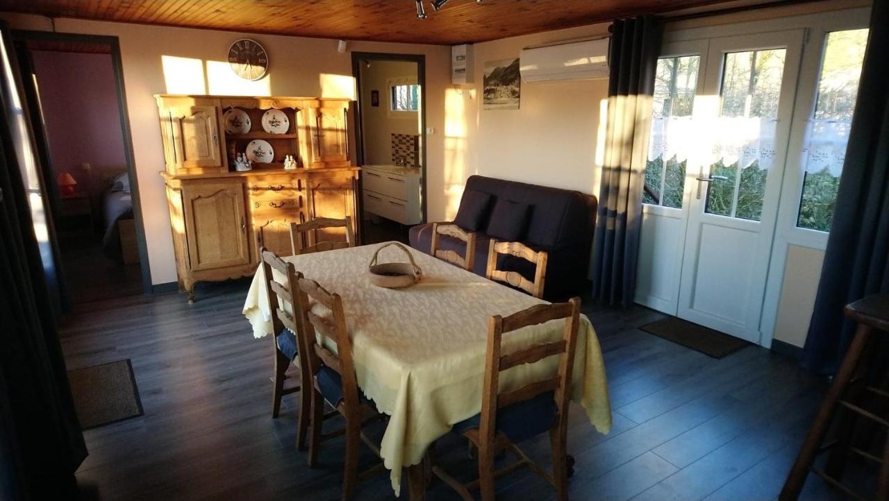 Chalet De Vacances Guisy Exteriör bild