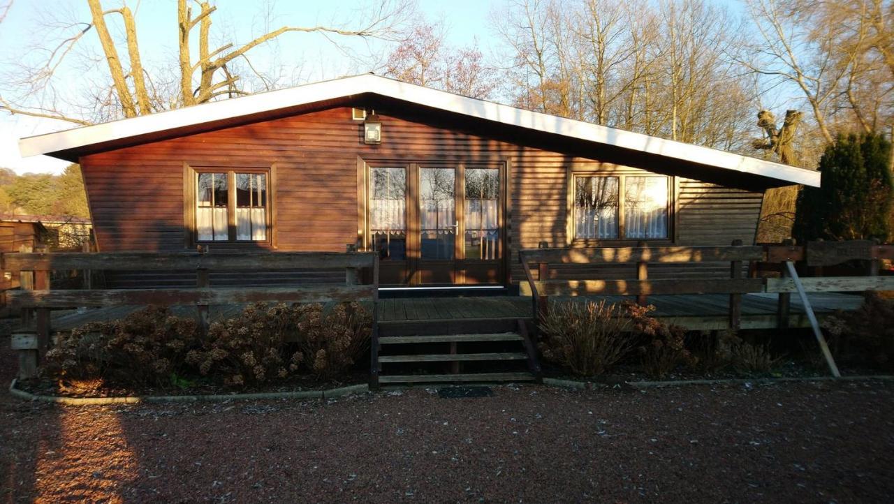 Chalet De Vacances Guisy Exteriör bild