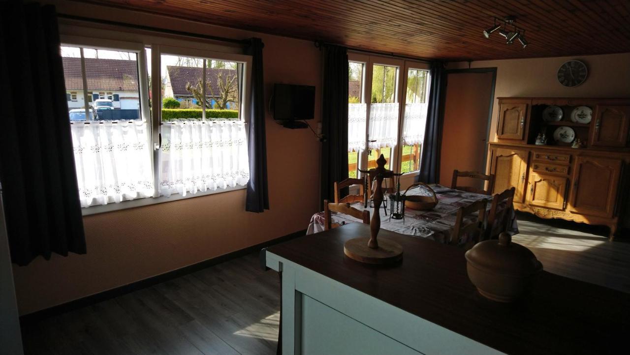 Chalet De Vacances Guisy Exteriör bild